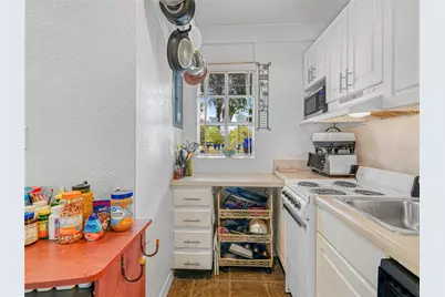 1517 Club Circle #8992, Lakeshore, FL 33854 - Photo 10