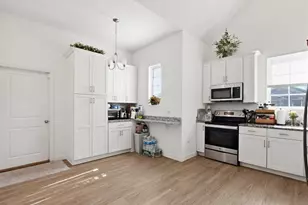 747 Fraser Ct, Kissimmee, FL 34759 - Photo 8