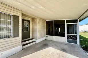 114 Jana Cir, Auburndale, FL 33823 - Photo 4