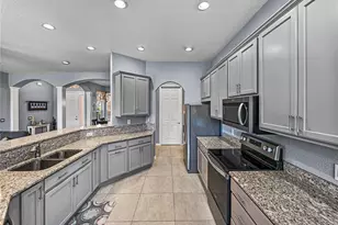 1124 Sawgrass Dr, Winter Haven, FL 33884 - Photo 18