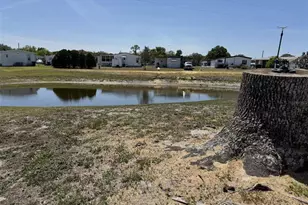 8689 Breeze Hill Dr, Lake Wales, FL 33898 - Photo 10