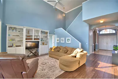 329 Hamilton Shores Drive NE, Winter Haven, FL 33881 - Photo 8