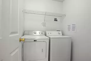 936 Lake Berkley Dr, Kissimmee, FL 34746 - Photo 18