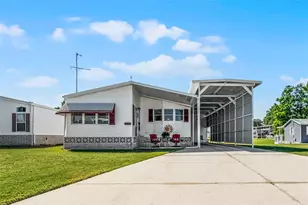 5153 Island View Cir S, Polk City, FL 33868 - Photo 2