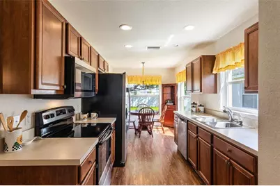 284 Lake Suzanne Drive, Lake Wales, FL 33859 - Photo 8