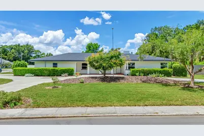 333 Lake Otis Drive SE, Winter Haven, FL 33880 - Photo 1