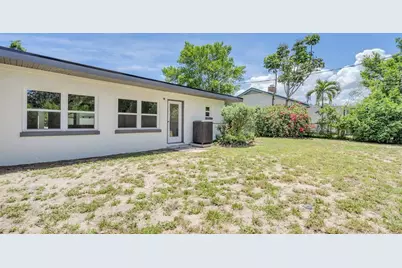 333 Lake Otis Drive SE, Winter Haven, FL 33880 - Photo 10