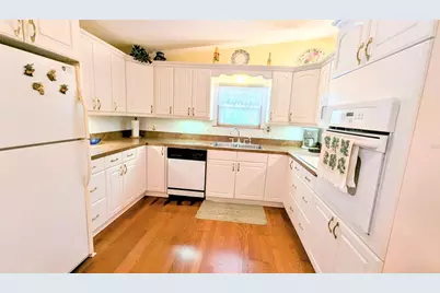 6562 Chinaberry Drive NE, Winter Haven, FL 33881 - Photo 10