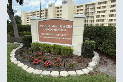 700 Mirror Terrace NW #303, Winter Haven, FL 33881 - Photo 1