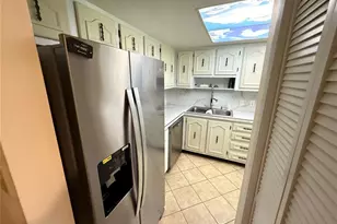 333 Lake Howard Dr NW, Winter Haven, FL 33880 - Photo 12