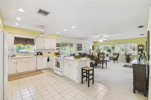 441 San Jose Dr, Winter Haven, FL 33884 - Photo 4