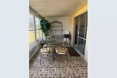 929 Club Circle, Lakeshore, FL 33854 - Photo 12