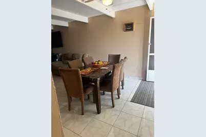 929 Club Circle, Lakeshore, FL 33854 - Photo 4