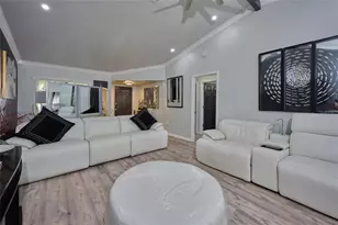 4719 Mercado Dr, Sebring, FL 33872 - Photo 10