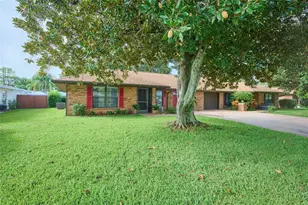 4719 Mercado Dr, Sebring, FL 33872 - Photo 2