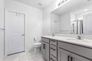 1050 Michelangelo Ln, Winter Haven, FL 33884 - Photo 14