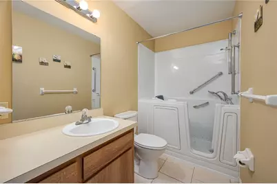 3245 Prairie Dunes Circle E, Lakeland, FL 33810 - Photo 32