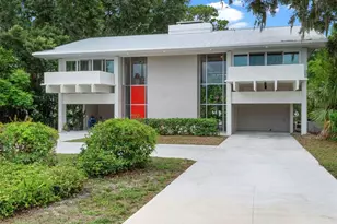 1540 N Lake Mirror Dr NW, Winter Haven, FL 33881 - Photo 1