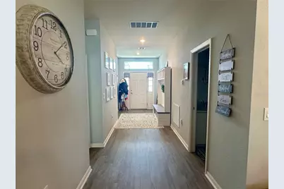 832 Vienna Drive, Winter Haven, FL 33884 - Photo 8