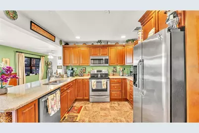 527 Duchess Drive, Lakeland, FL 33803 - Photo 8