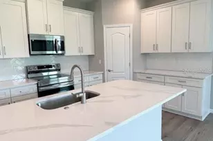 4542 San Lorenzo Dr, Sebring, FL 33872 - Photo 2