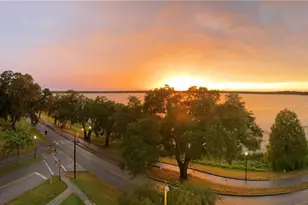 208 Lake Howard Dr NW, Winter Haven, FL 33880 - Photo 2