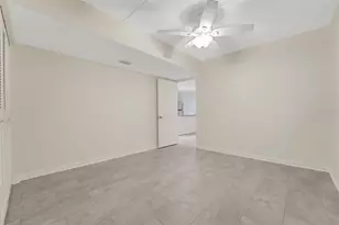 208 Lake Howard Dr NW, Winter Haven, FL 33880 - Photo 16