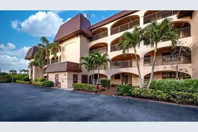 23465 Harborview Road #223, Punta Gorda, FL 33980 - Photo 4