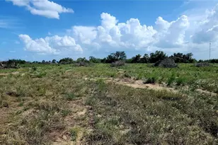 790 Lake Lotela Dr, Avon Park, FL 33825 - Photo 2