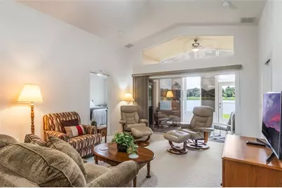 464 Lake Suzanne Drive, Lake Wales, FL 33859 - Photo 4