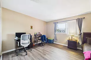 1718 Azalea Ct, Oldsmar, FL 34677 - Photo 38