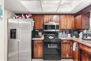 2282 Firestone Pl, Winter Haven, FL 33884 - Photo 8