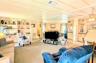 6420 Jacaranda Ave NE, Winter Haven, FL 33881 - Photo 8