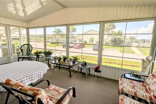 6420 Jacaranda Ave NE, Winter Haven, FL 33881 - Photo 16