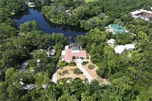 200 Island Way, Winter Haven, FL 33884 - Photo 2