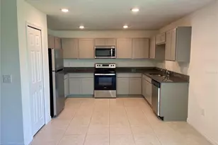 348 Towns Cir, Haines City, FL 33844 - Photo 32