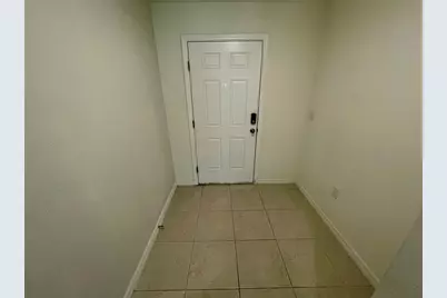 348 Towns Circle, Haines City, FL 33844 - Photo 8