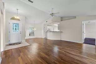 160 Morning Glory Cir, Winter Haven, FL 33884 - Photo 4