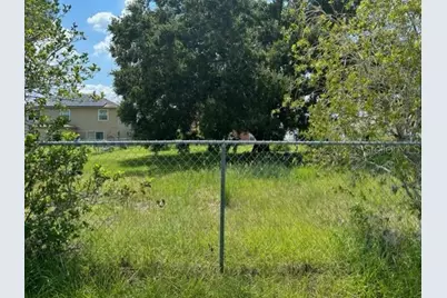 558 Maricopa Drive, Kissimmee, FL 34758 - Photo 10