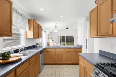 408 Lake Suzanne Drive, Lake Wales, FL 33859 - Photo 18