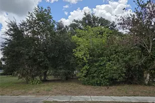 505 S Lanier Ave, Fort Meade, FL 33841 - Photo 1