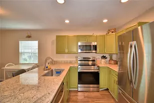 208 Florida Dr, Auburndale, FL 33823 - Photo 14