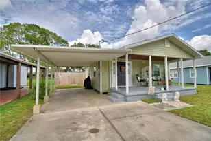 208 Florida Dr, Auburndale, FL 33823 - Photo 2