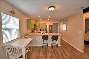 208 Florida Dr, Auburndale, FL 33823 - Photo 10