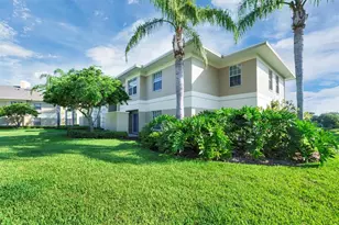 307 Eagle Pond Dr, Winter Haven, FL 33884 - Photo 2