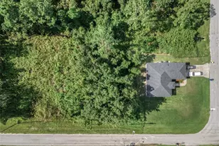 7922 Bernal Dr, Sebring, FL 33872 - Photo 1