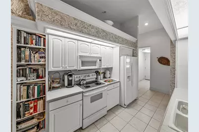 221 Golf Aire Boulevard, Winter Haven, FL 33884 - Photo 10