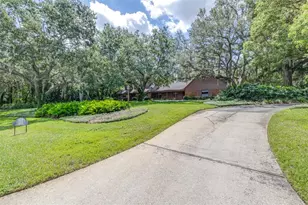 954 Campbell Ave, Lake Wales, FL 33853 - Photo 6