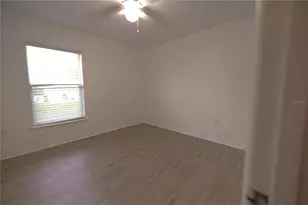 820 Sun Ridge Village Dr, Winter Haven, FL 33880 - Photo 20