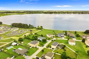 132 Vista View Ave, Eagle Lake, FL 33839 - Photo 40